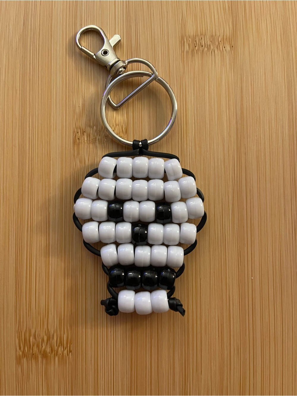 Beaded Skull Keychain - Black & White